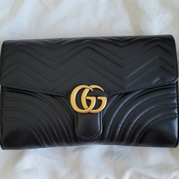 Gucci Marmont Clutch - Picture 4 of 8